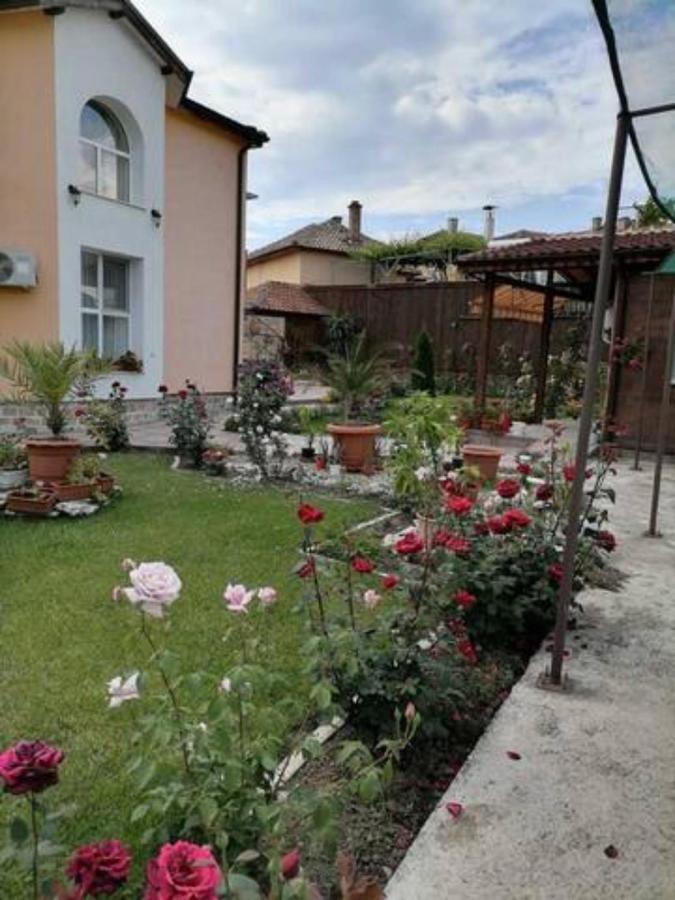Lucky 2 Pavel Banya Exterior foto
